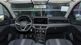 VW Sagitar Flyover 200TSI MT